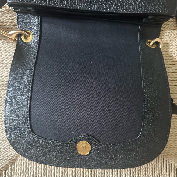 Chloé classic black 🖤 Crossbody Bag w/ Gold details - Picture 6 of 14